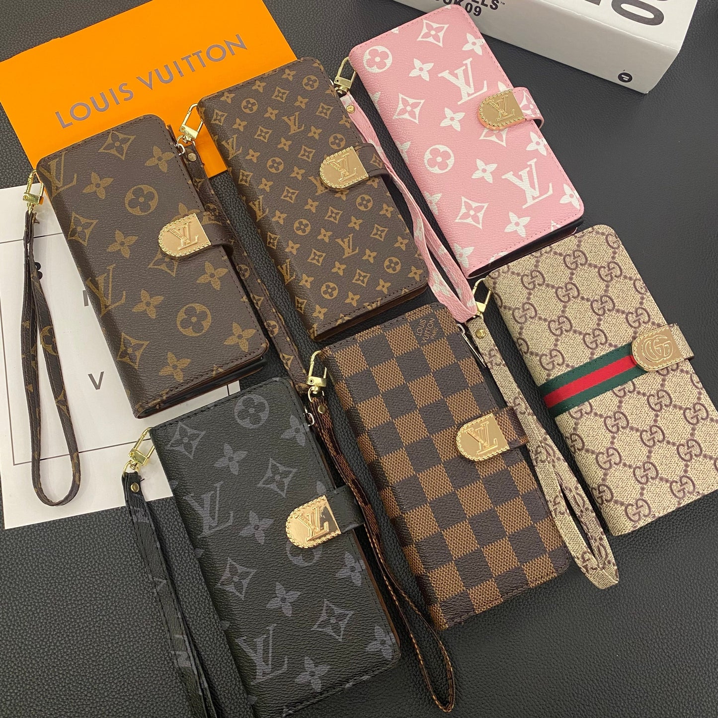 MONOGRAM CANVAS NAHKALOMPAKKO SAMSUNG PUHELINKOTELO