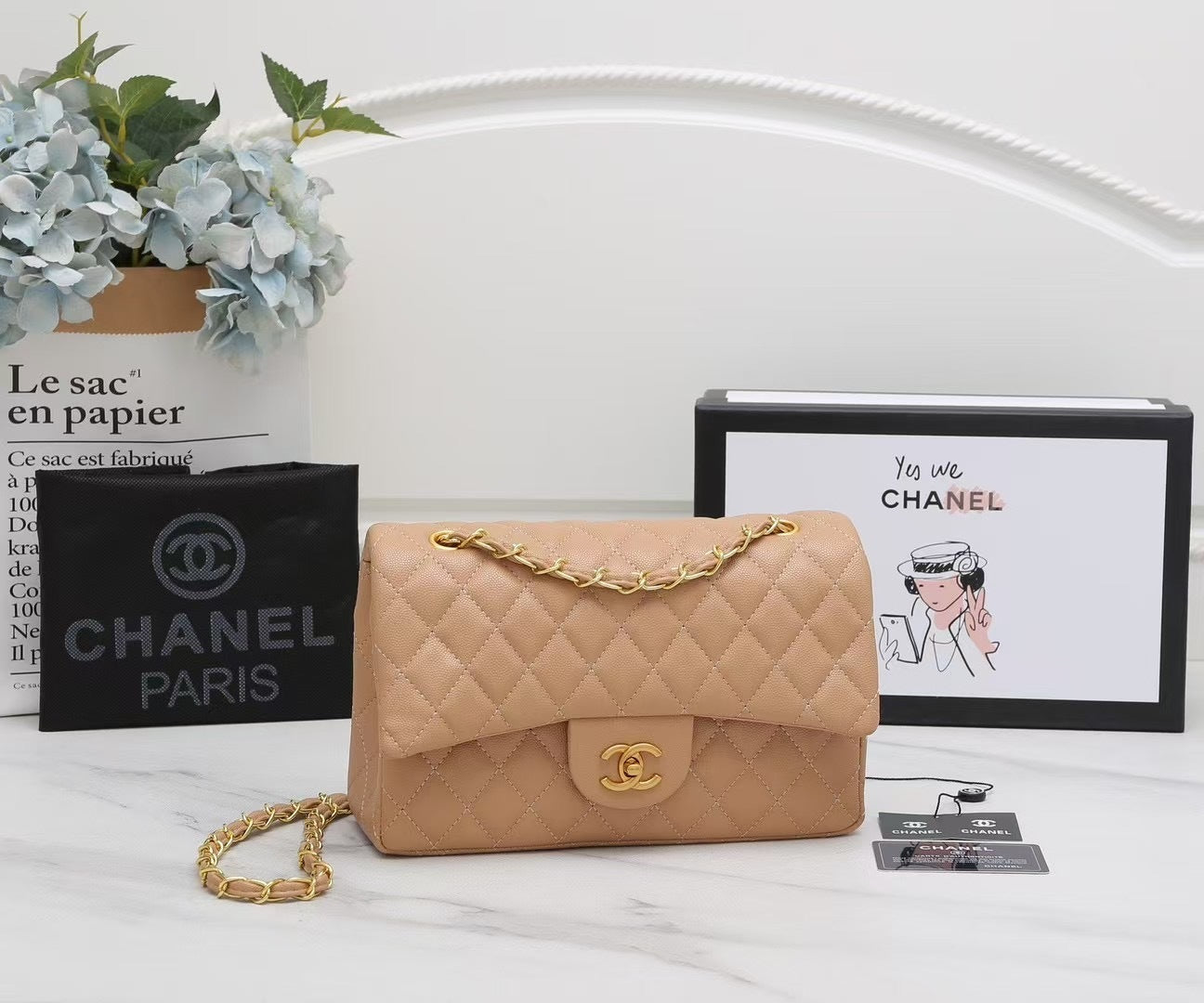 Luksus skulderveske i vattert skinn – tidløs eleganse for enhver anledning