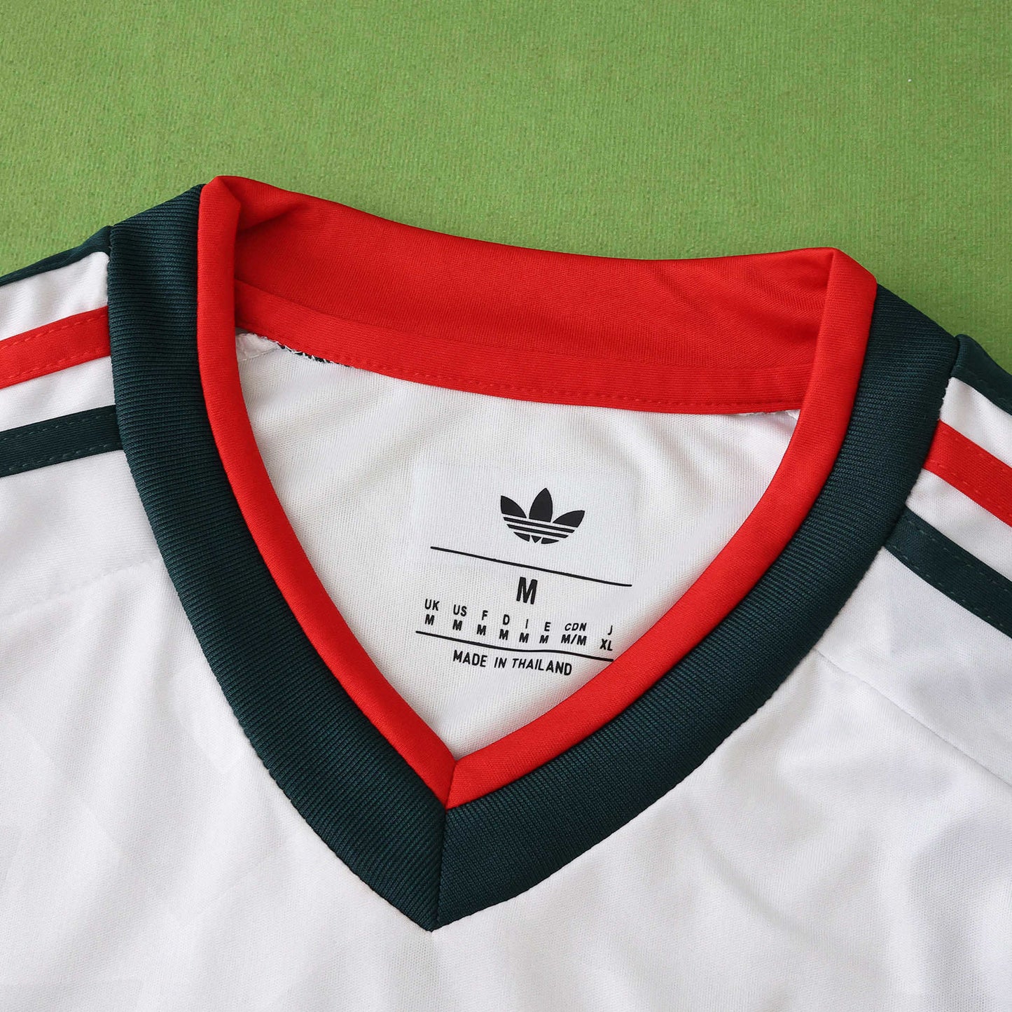 Auswärtstrikot für die FIFA Fussball-Weltmeisterschaft Mexiko 2026