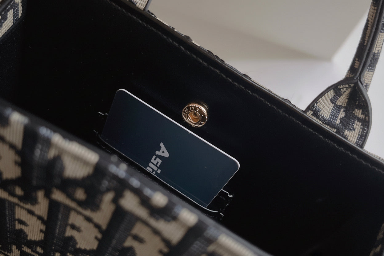 Klassisk tygväska med korsband