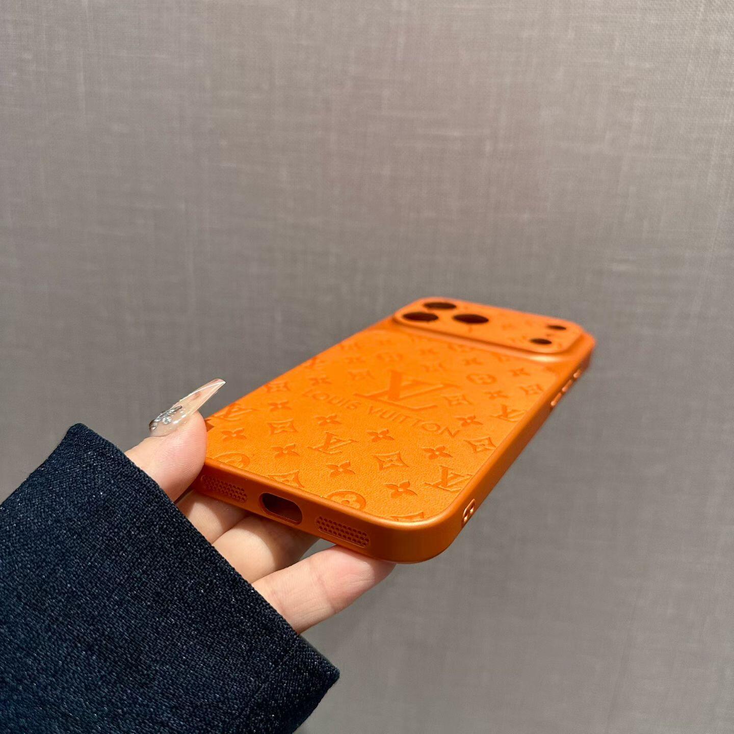 Coque iPhone de luxe à motif en relief