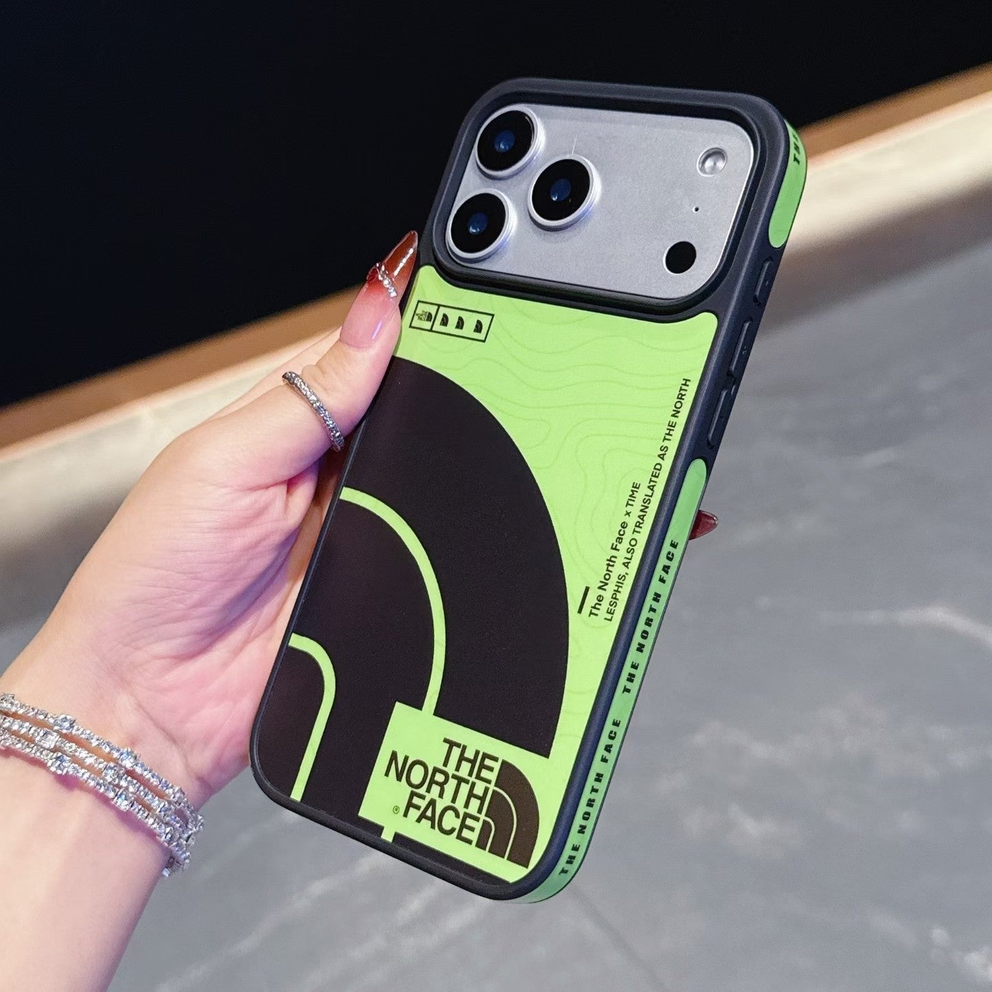 TNF Side Design iPhone-hoesje