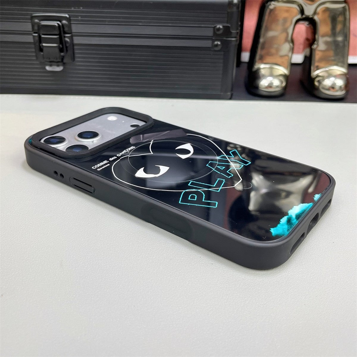 Puzdro na iPhone Heart Design x MagSafe