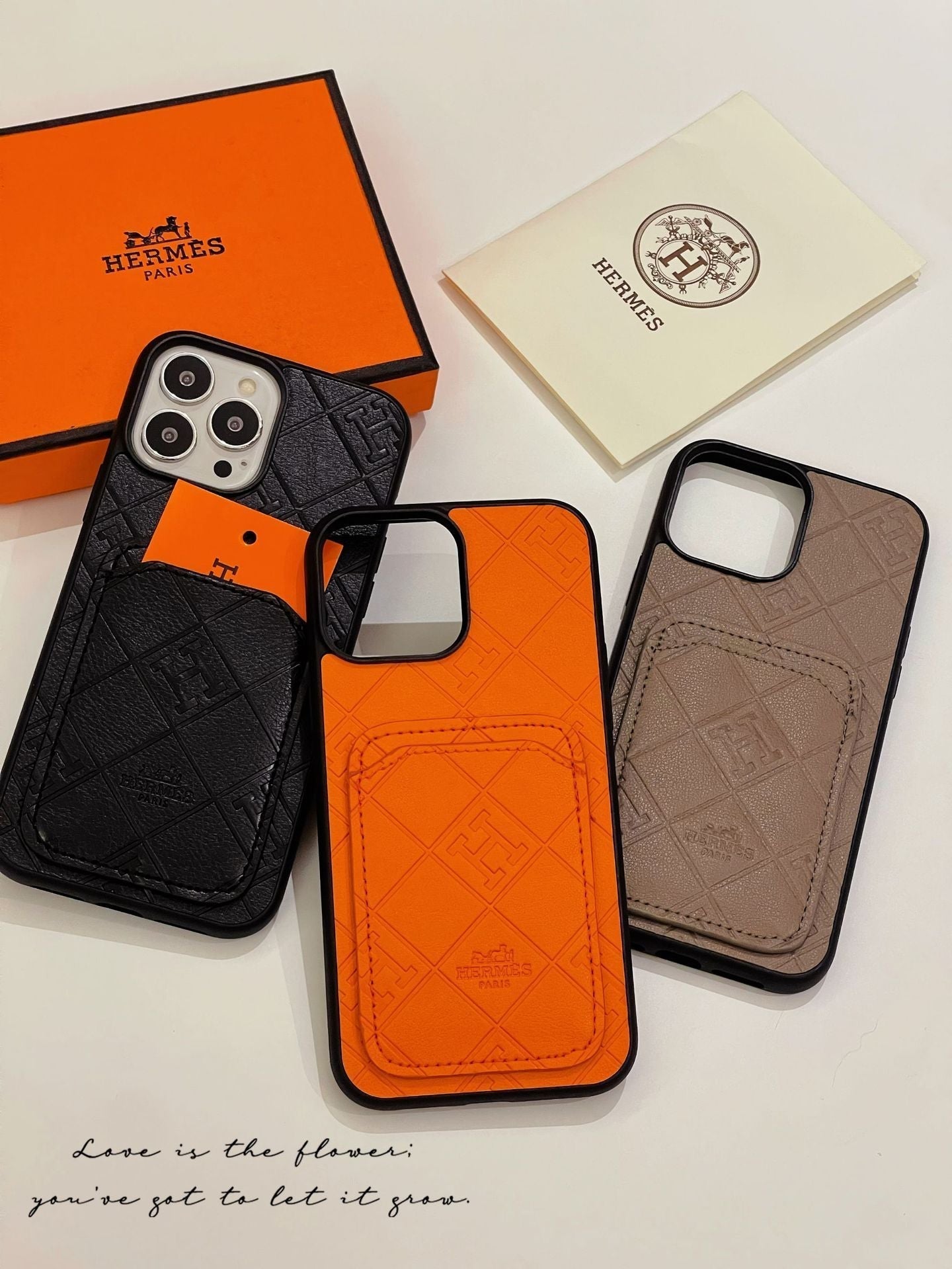 H iPhone-Hülle mit Kartenhalter aus Leder