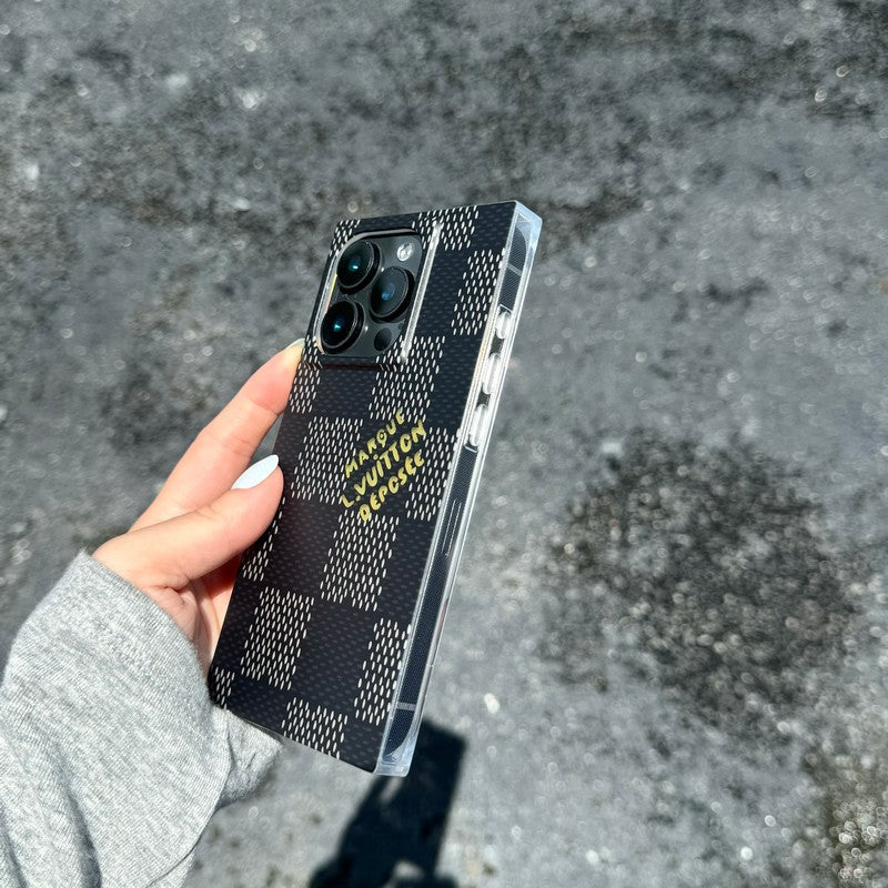 Coque iPhone carrée de luxe noire<lAMP>blanche