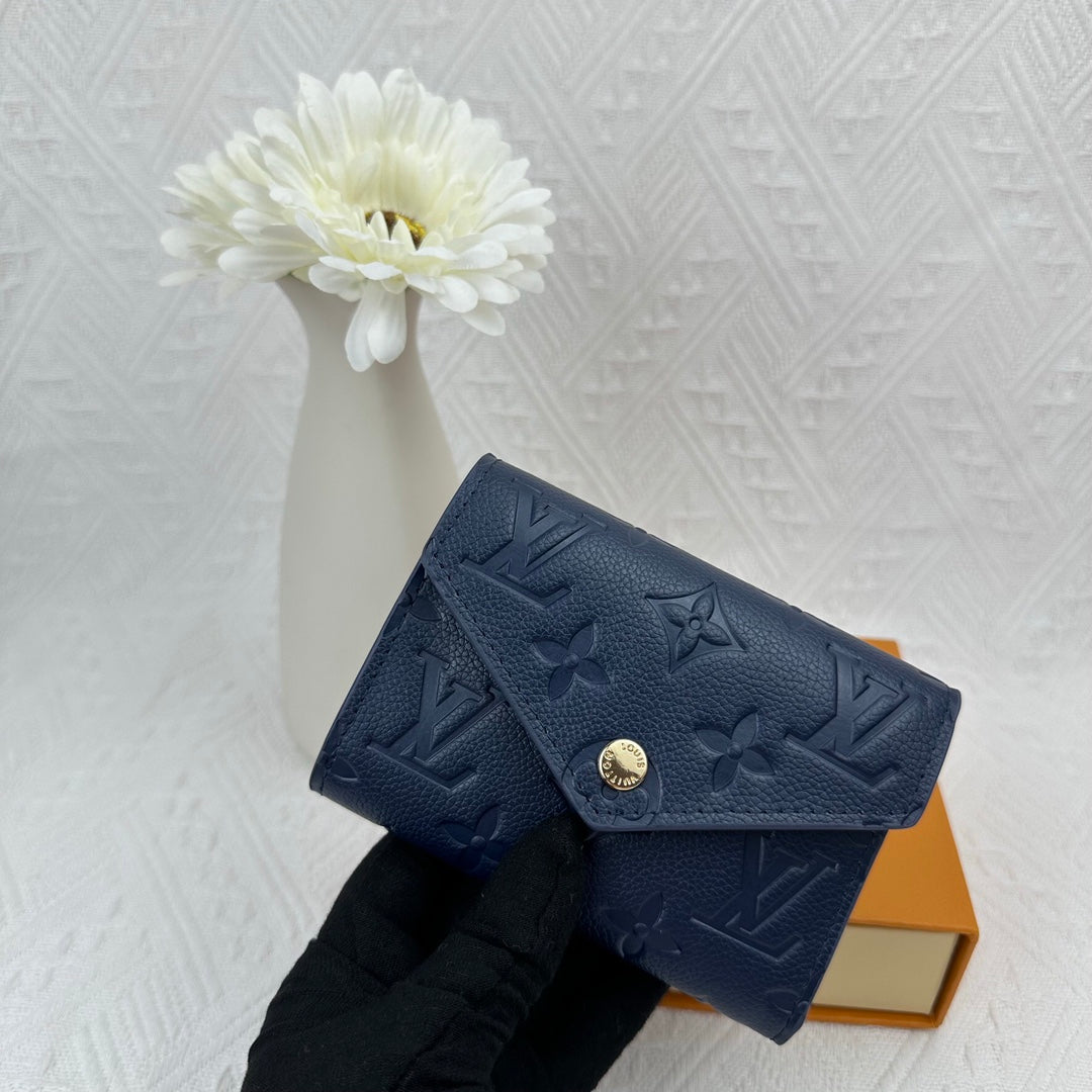 محفظة L-Luxurious Fashion - متطورة وعملية