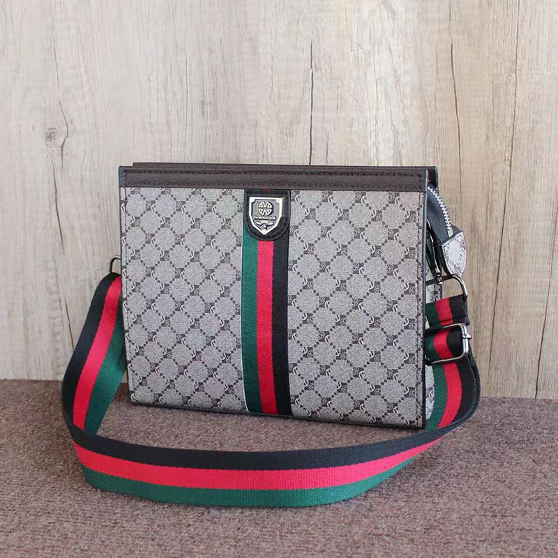 Clutch Monograma Urbano 002