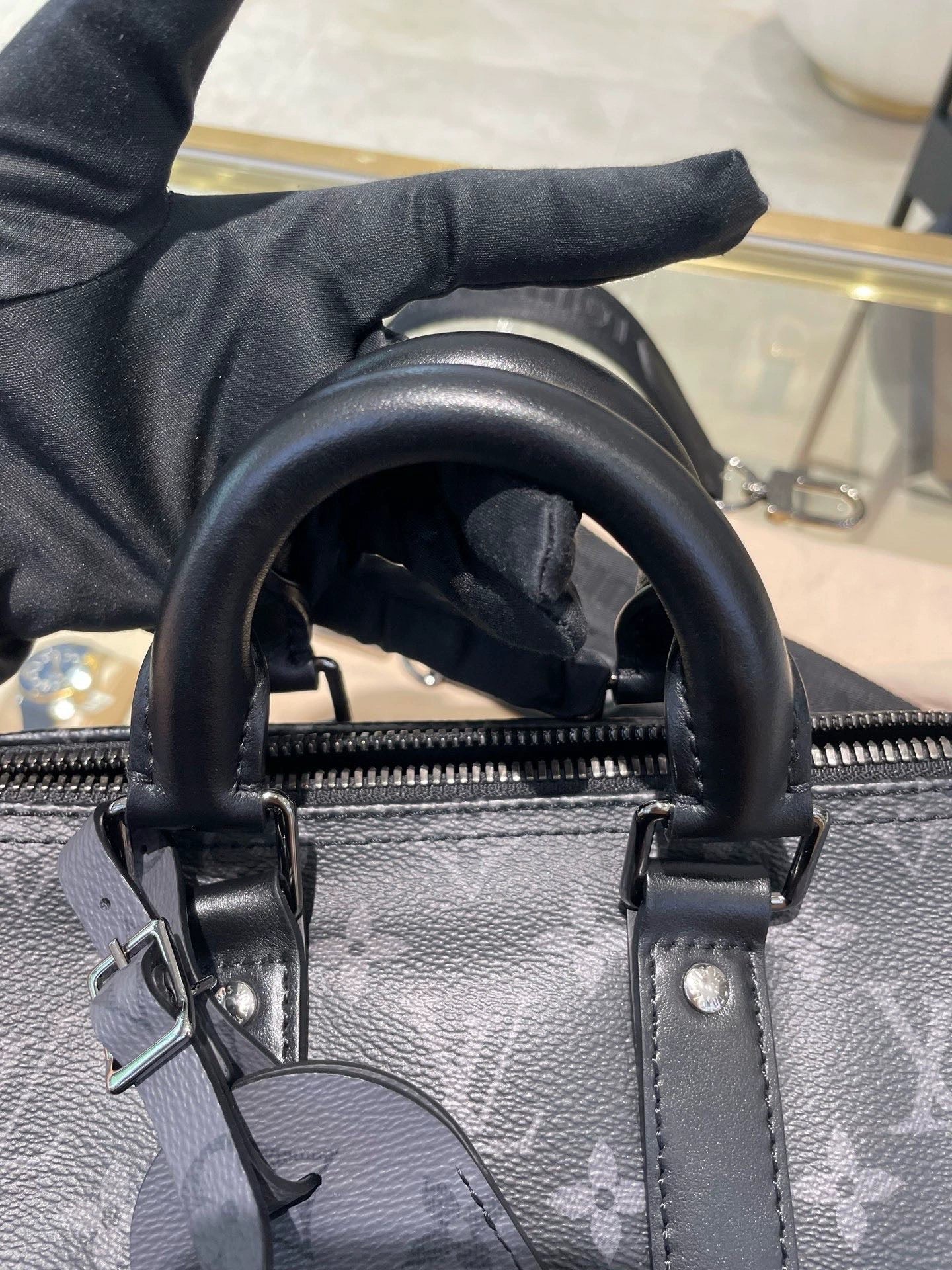 트렌디한 루이비통 백 (남녀공용)