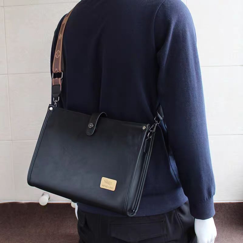 Bolsa crossbody de couro luxuosa