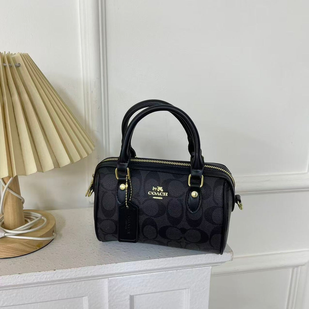 Classic and Stylish HandBag