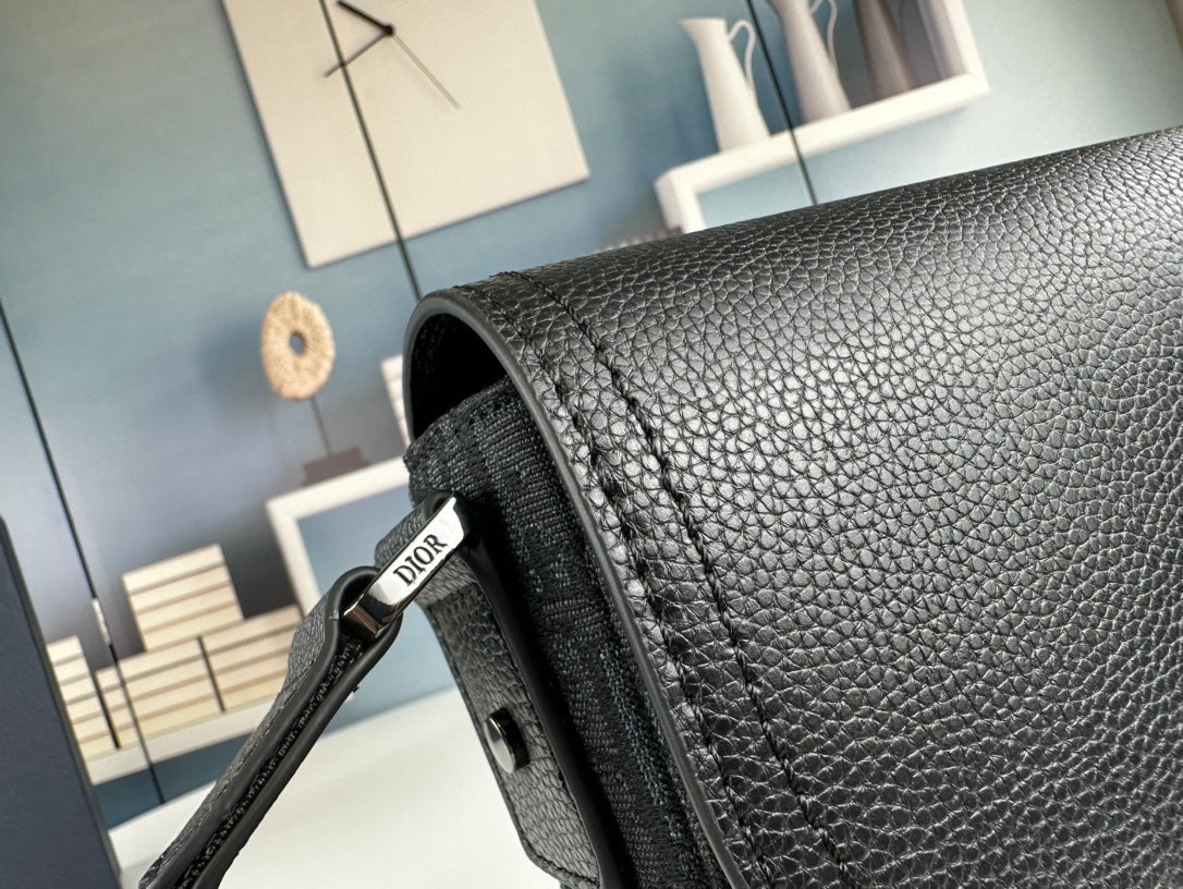 Klassisk läder Crossbody-väska – minimalistisk design, maximal funktion