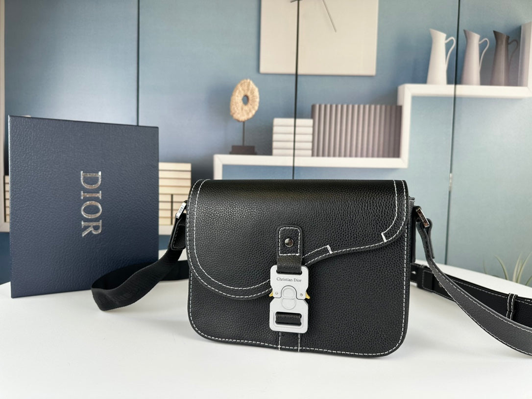 Klassisk läder Crossbody-väska – minimalistisk design, maximal funktion