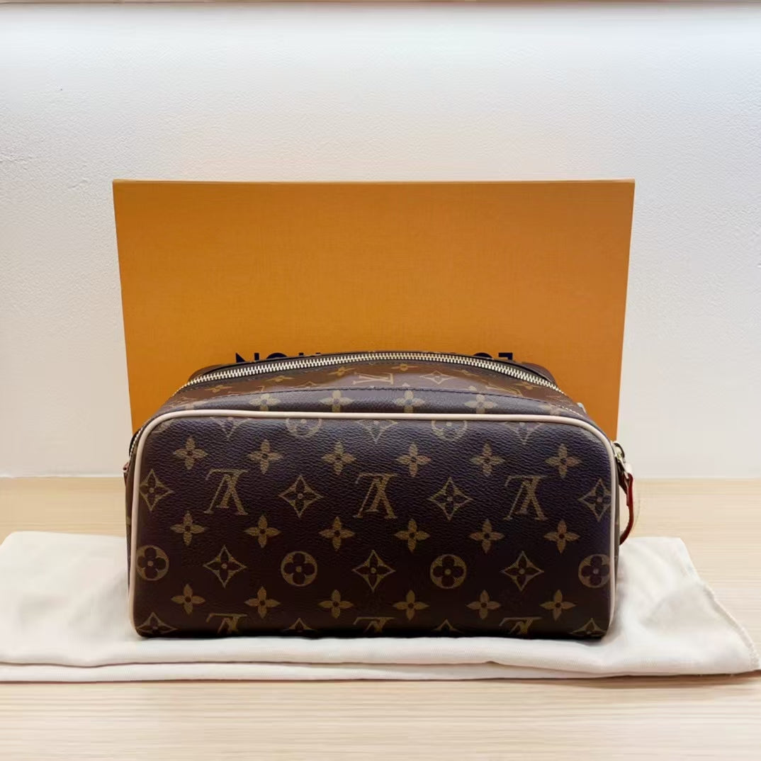 Bolsa Cosmética Premium-01