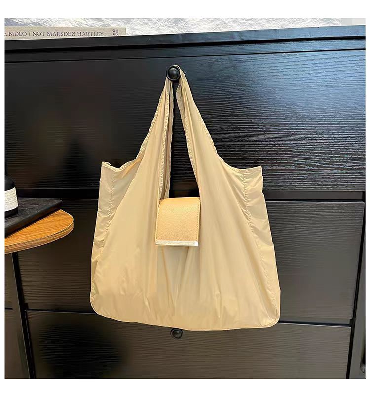 Μοντέρνα αναδιπλούμενη πολυλειτουργική τσάντα αγορών