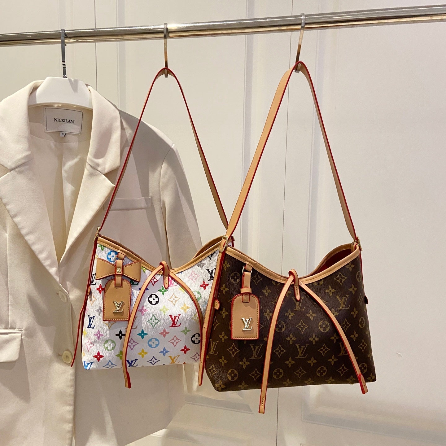 모노그램 크로스 스트랩 숄더백