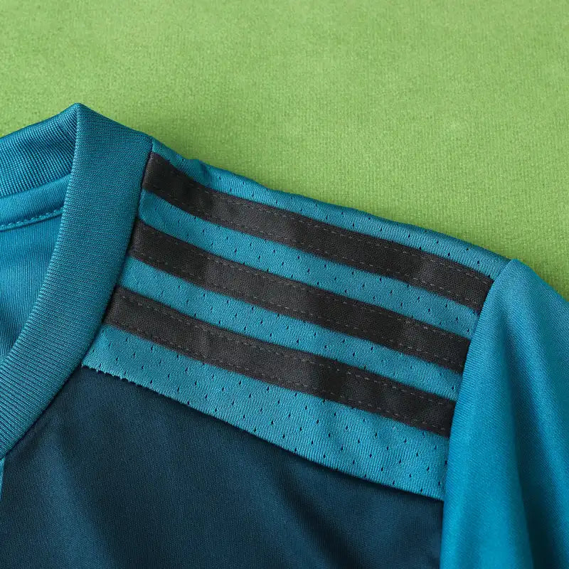 Real Madrid CF Tredje 17/18 säsongströja