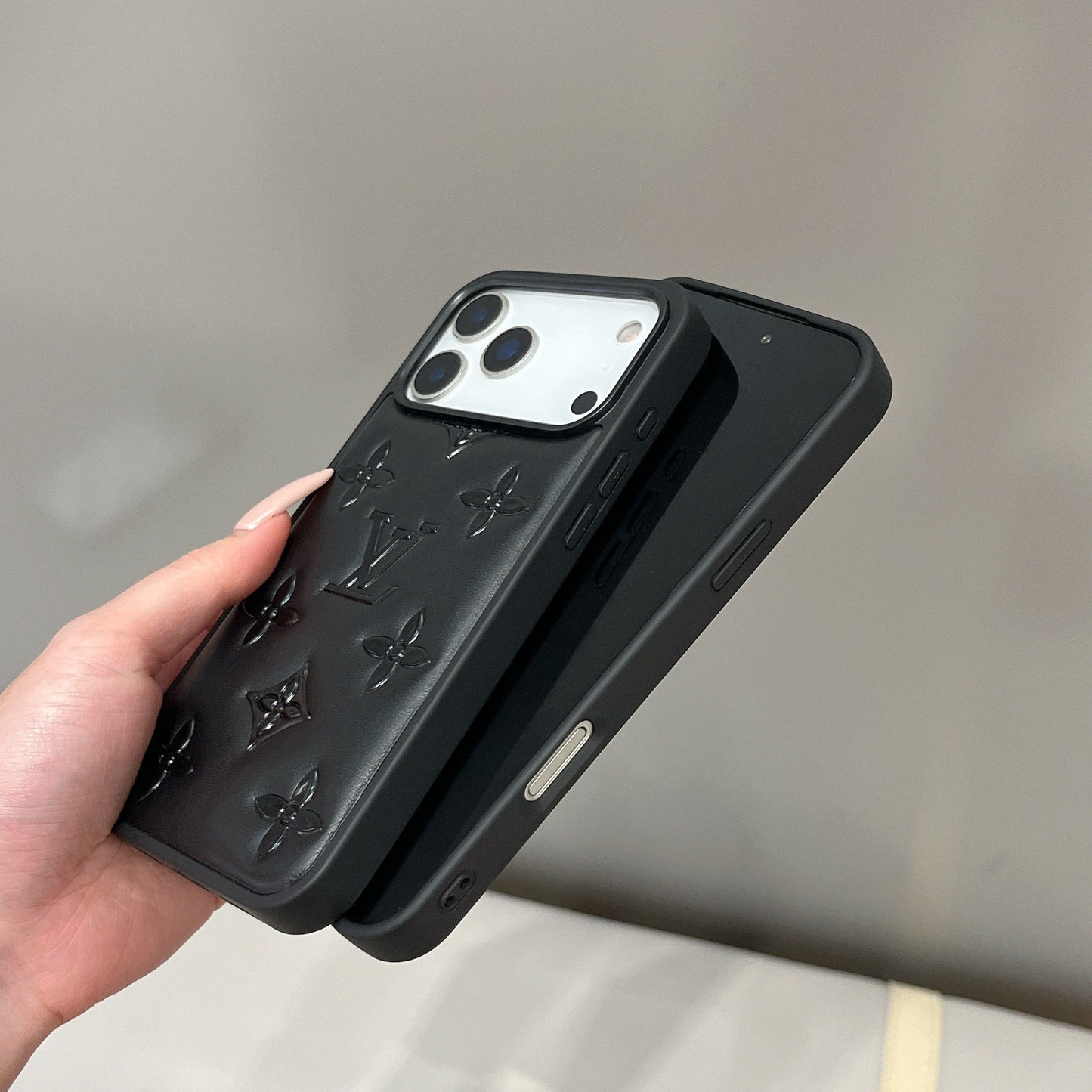 Husă pentru iPhone de lux, cu relief 3D