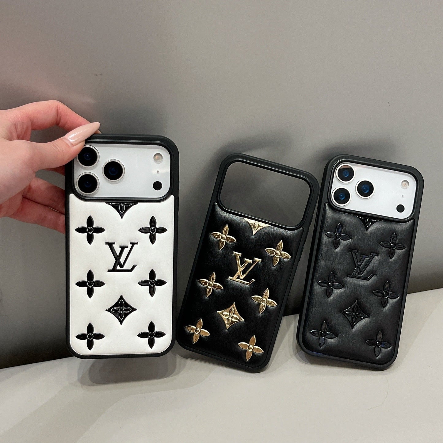 Husă pentru iPhone de lux, cu relief 3D