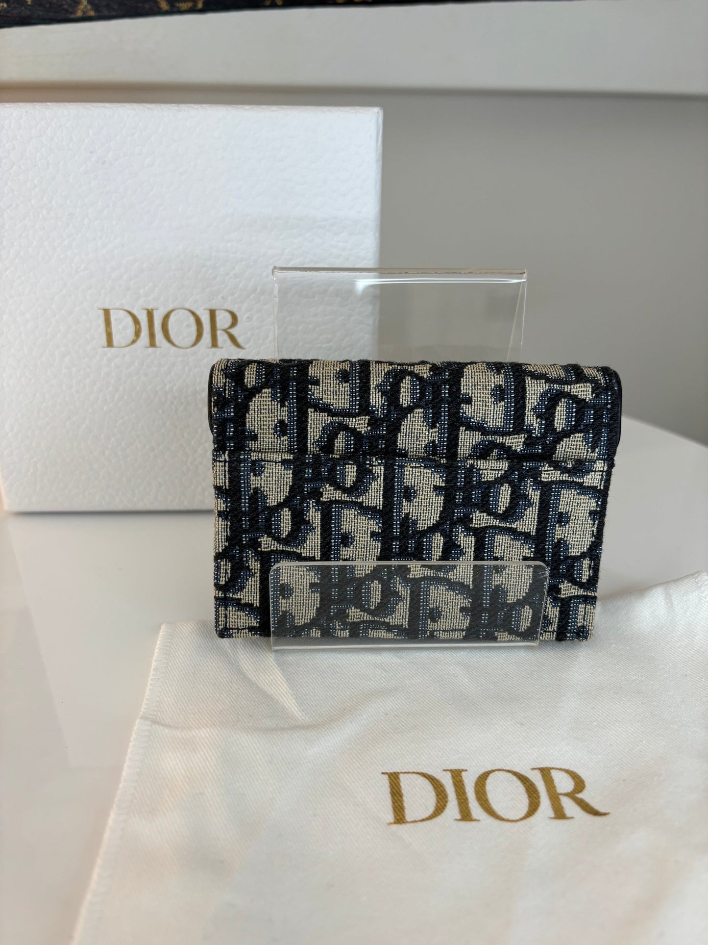 クラシック サドル ブルーム カード ウォレット