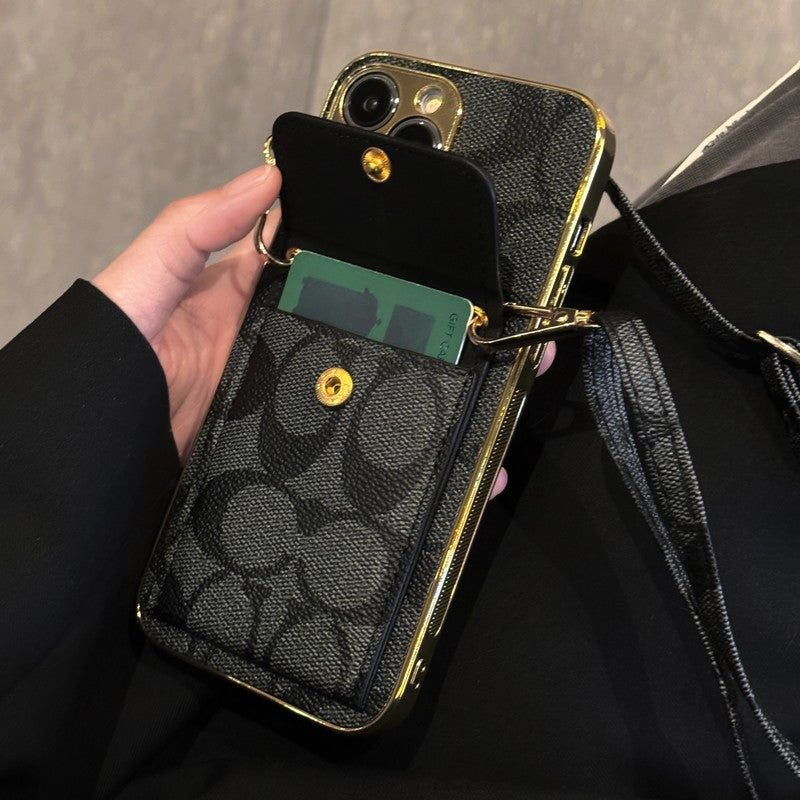 Klasické puzdro na karty s koženou retiazkou na iPhone