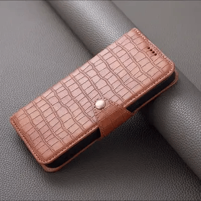 Pouzdro na iPhone s aligátorem a řemínkem