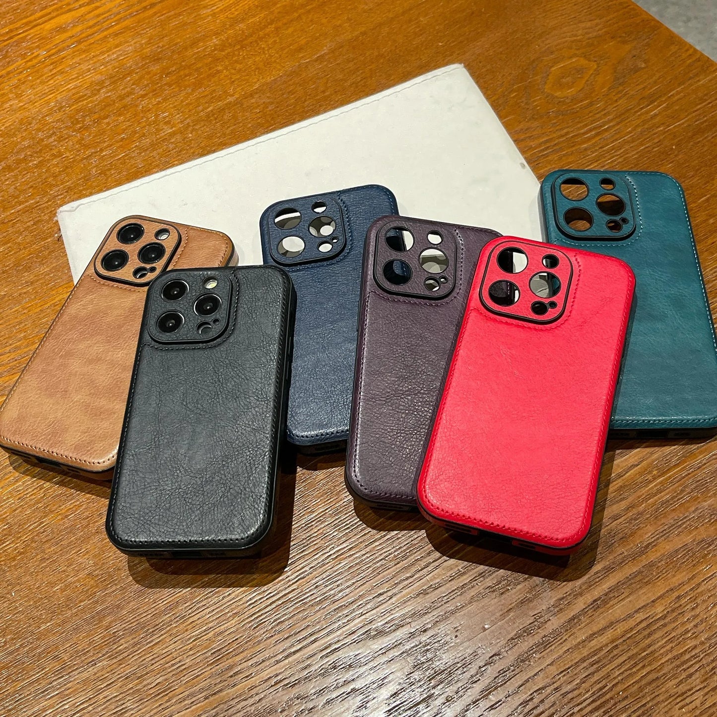 Capa de couro vintage premium para iPhone – capa protetora à prova de choque com toque suave