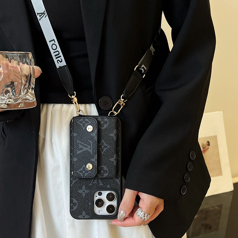 Custodia per iPhone nera con catena per portacarte di lusso