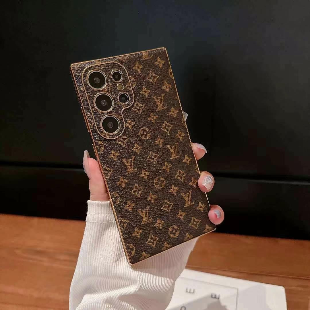 HNĚDÉ BAREVNÉ POUZDRO NA TELEFON PRO SAMSUNG GALAXY