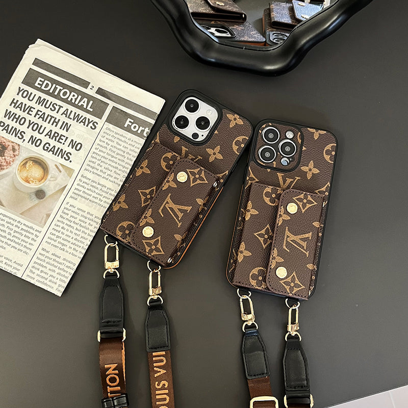 Luxusné puzdro na kartovú tašku Retiazka na iPhone hnedé