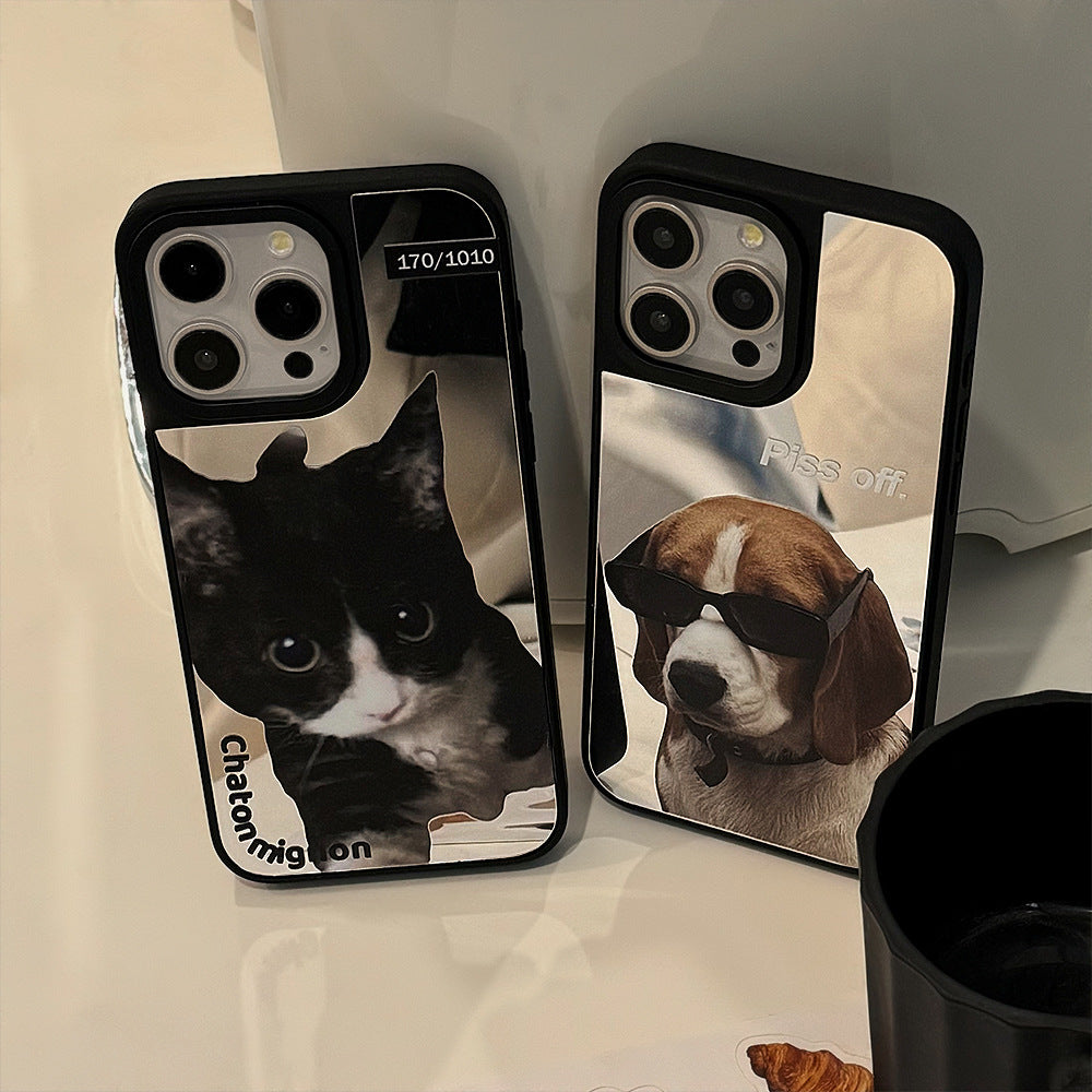 Couple trendy cool cats and dogs are suitable for Apple 16promax mobile phone case personalized iphone17 anti-drop 13 mirror 15 hard