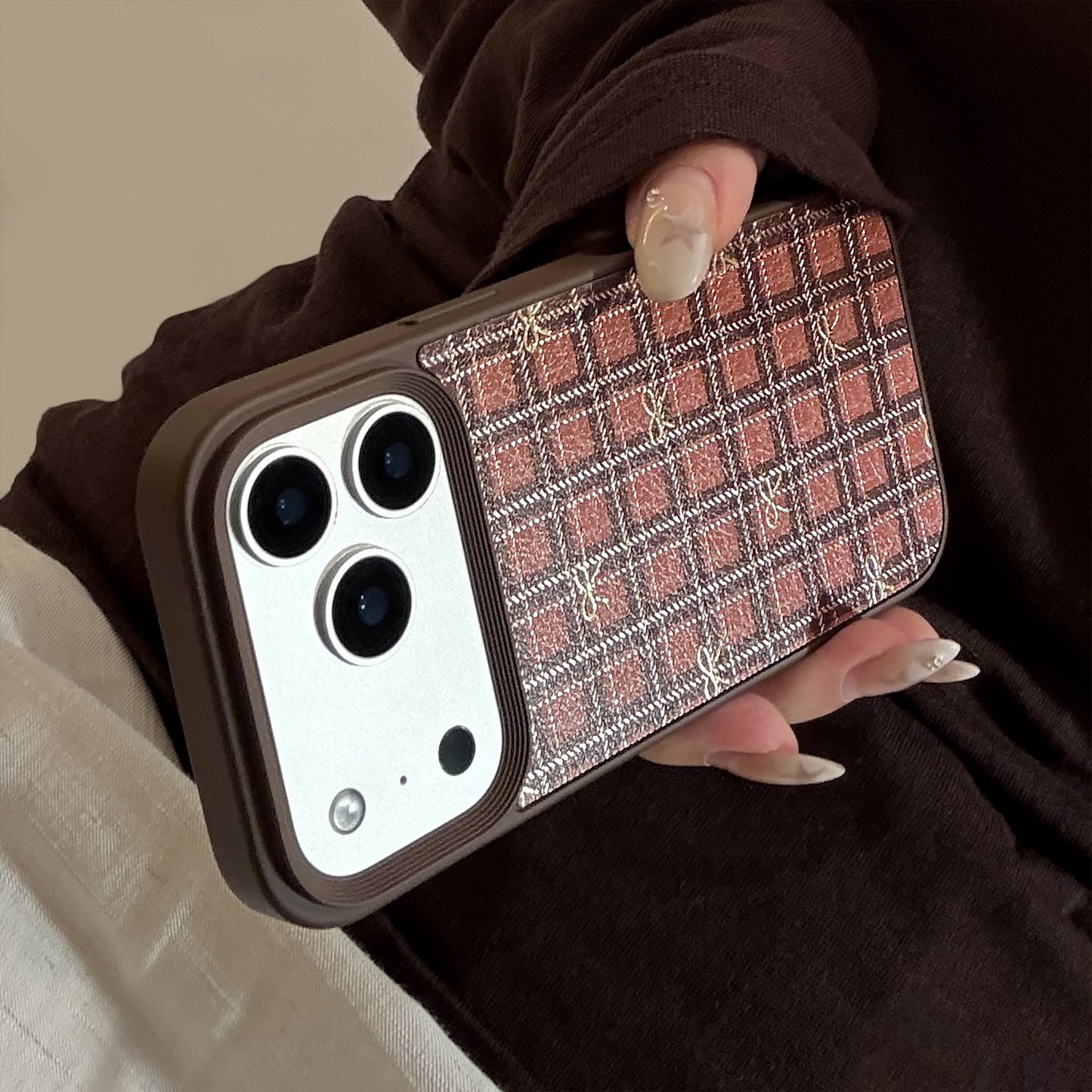 Gilt Apple 16 mobile phone case 17promax retro plaid bow 11 for iPhone15 leather anti-drop