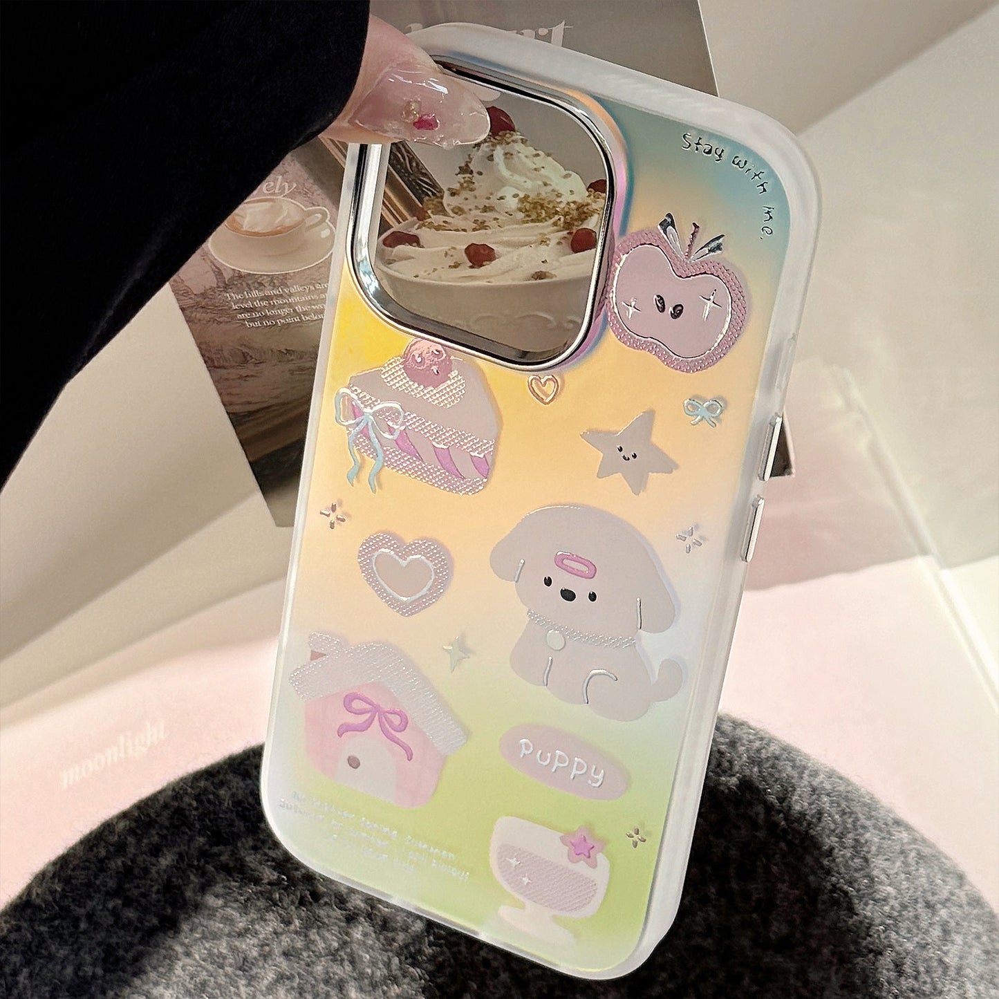 Cachorro de postre de dibujos animados dorado para iphone 15, funda para teléfono móvil 16 Pro Max, láser de galvanoplastia 13 duro 17 creativo