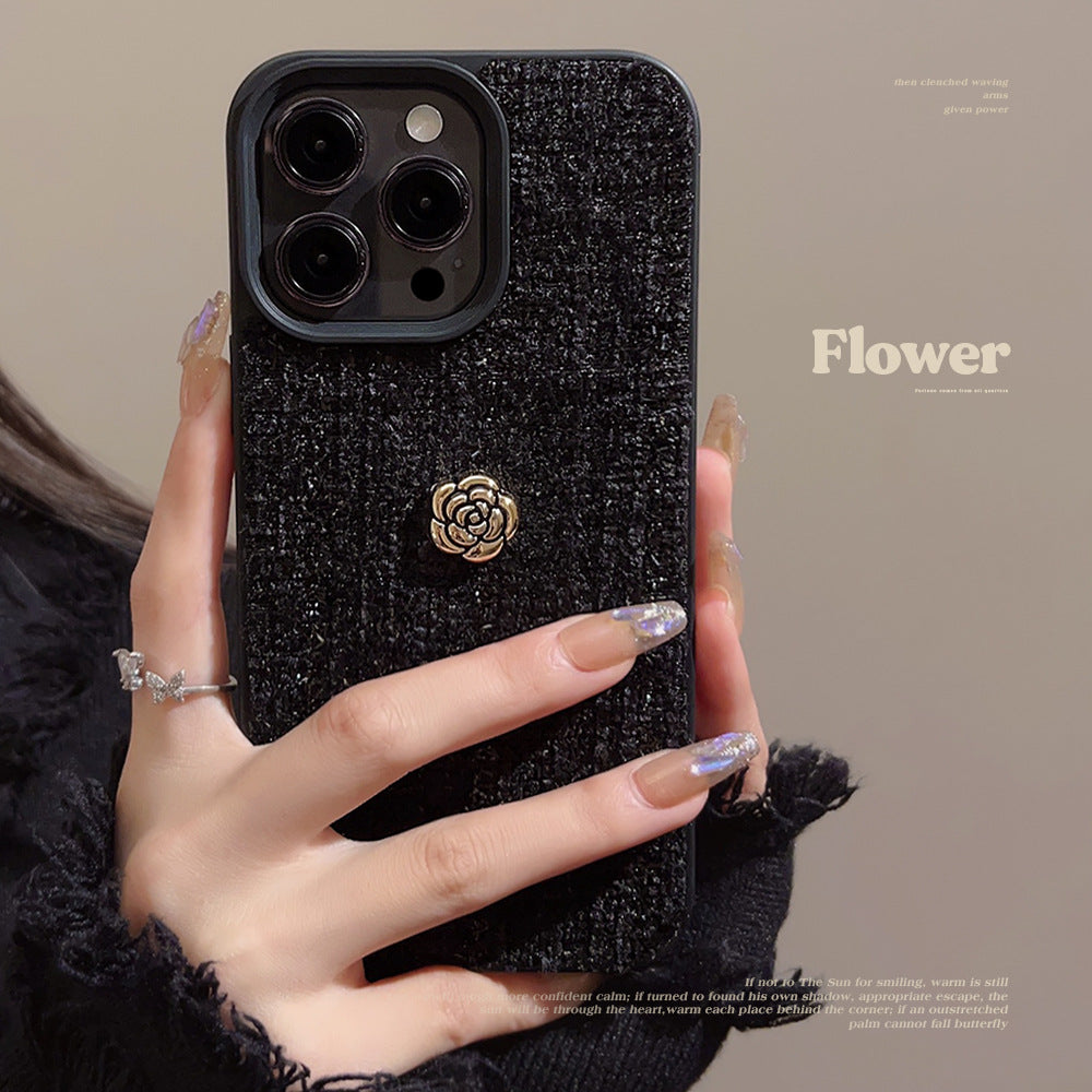 Woolen camellia Apple 16 mobile phone case 17promax autumn and winter 15 is suitable for iPhone13 Xiaoxiangfeng 11 generation