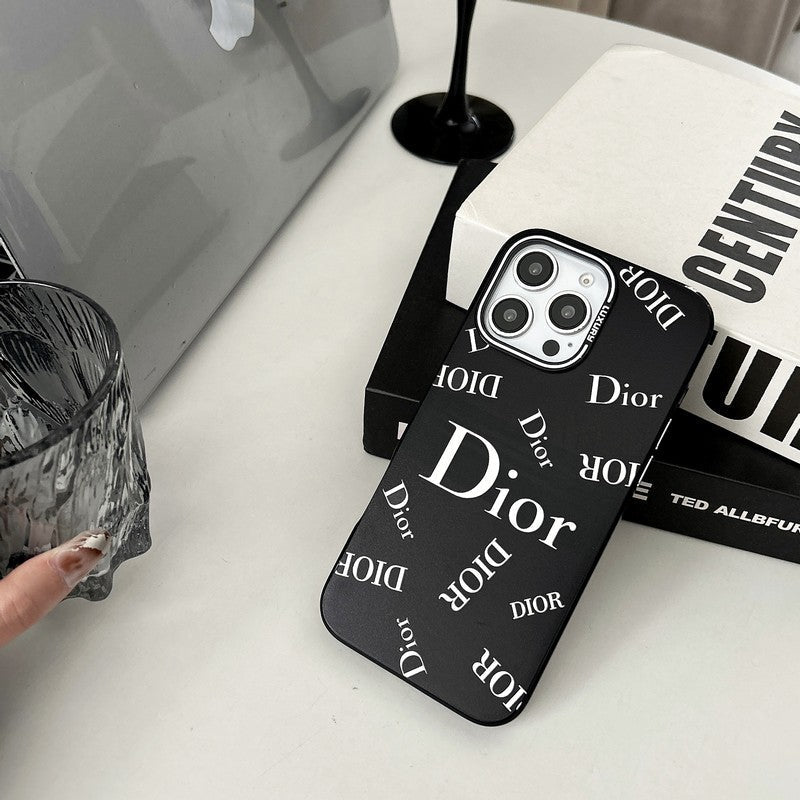 Coque et skin iPhone noir tendance