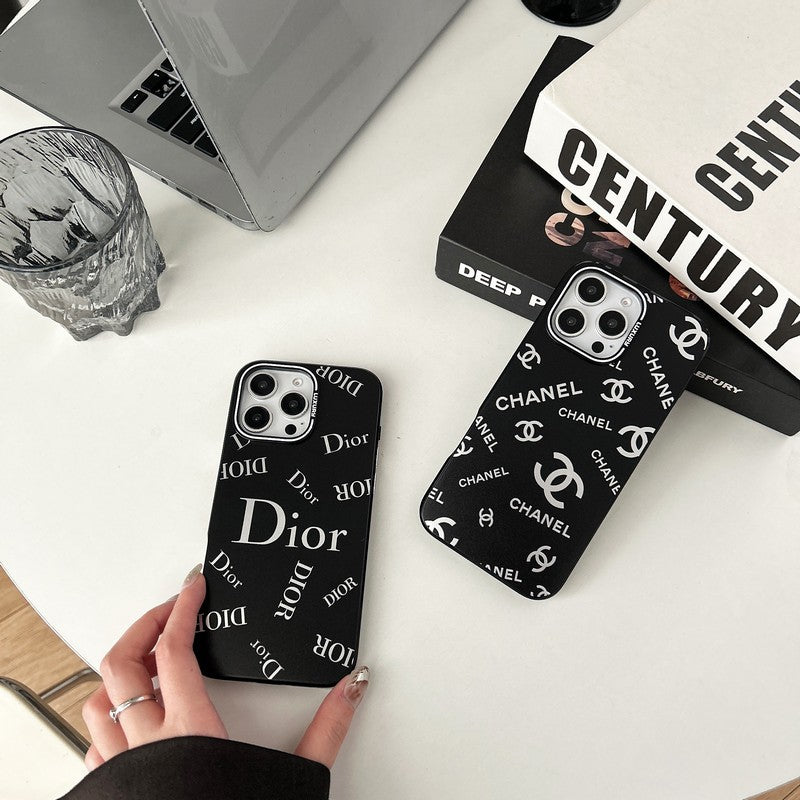 Coque et skin iPhone noir tendance