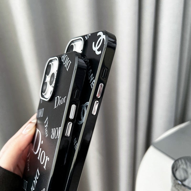 Coque et skin iPhone noir tendance