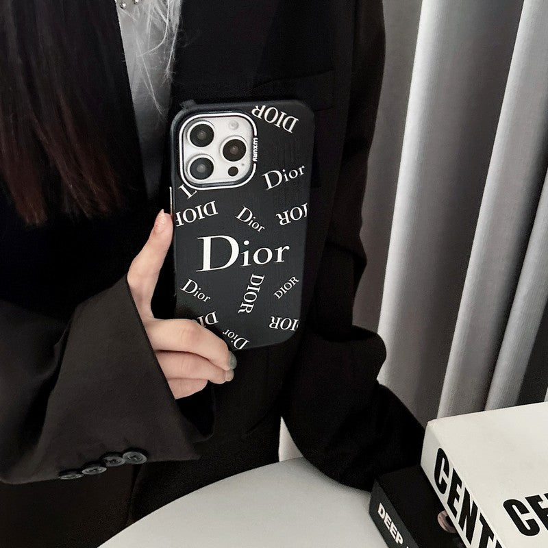 Coque et skin iPhone noir tendance