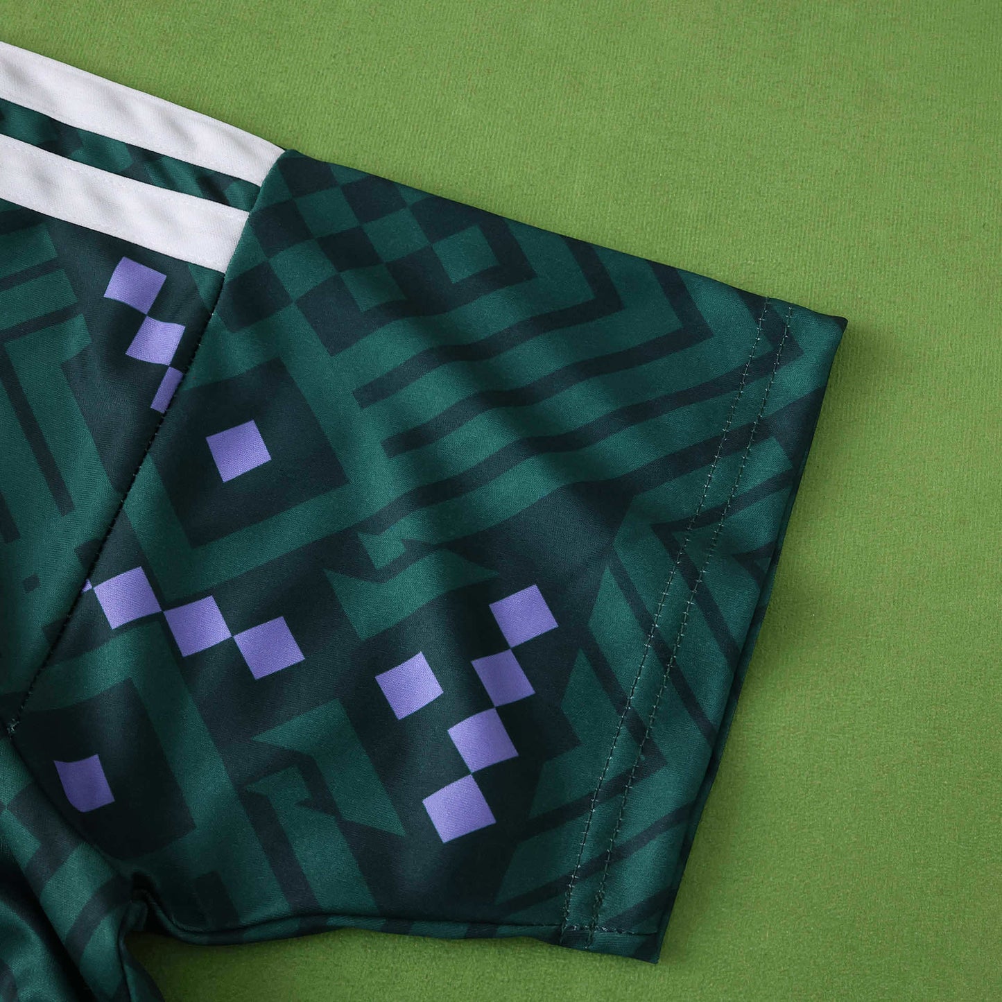 2026 FIFA World Cup Saudiarabien hemmatröja