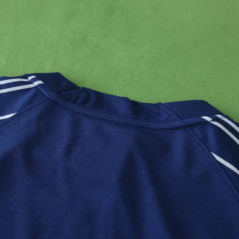 Paris Saint-Germain F.C.  Säsongströja 24/25