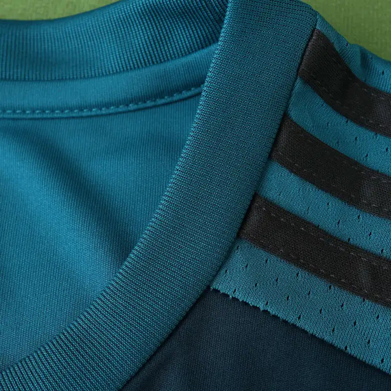 Real Madrid CF Tredje 17/18 säsongströja