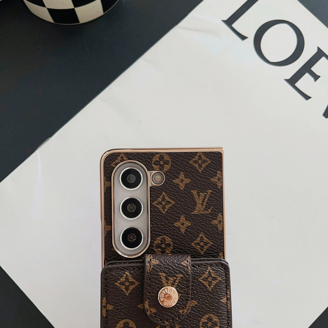 Ylellinen sähköpinnoitettu MONOGRAMIKORTTIKORTTI POISTETTU SAMSUNG Z TAITTAVA KOTELO