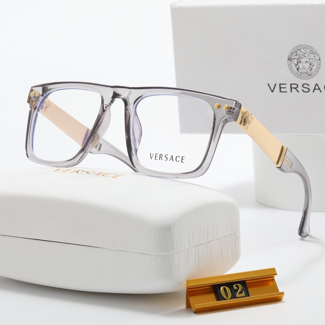 Occhiali con montatura Medusa in metallo alla moda