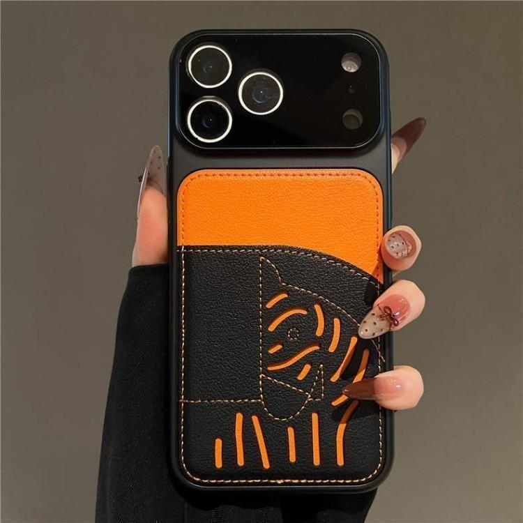 2026년 신규 프리미엄 가죽 카드 슬롯 iPhone 케이스 - 말의 해 한정판