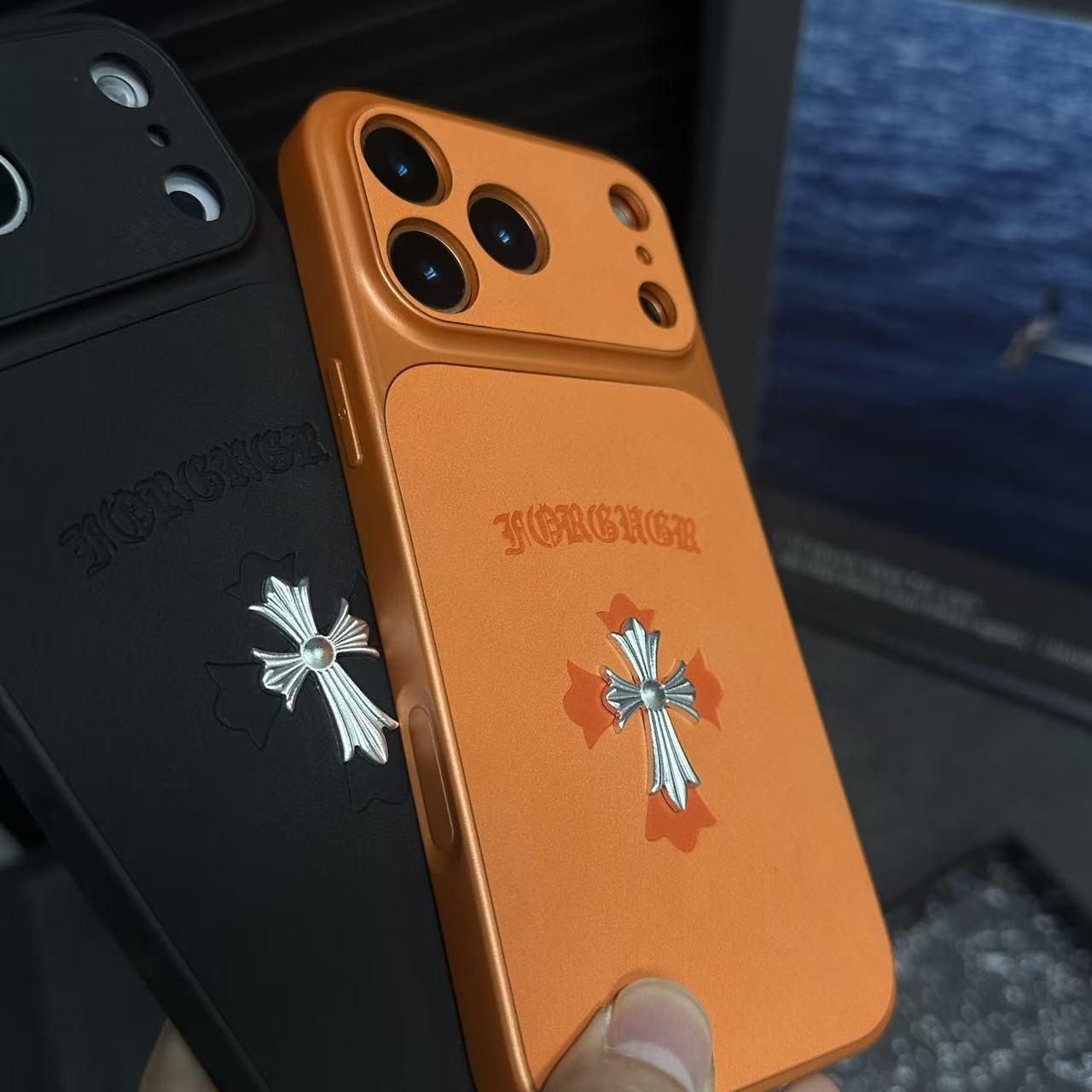 Chrome Hearts Cross -nahkainen iPhone-kotelo