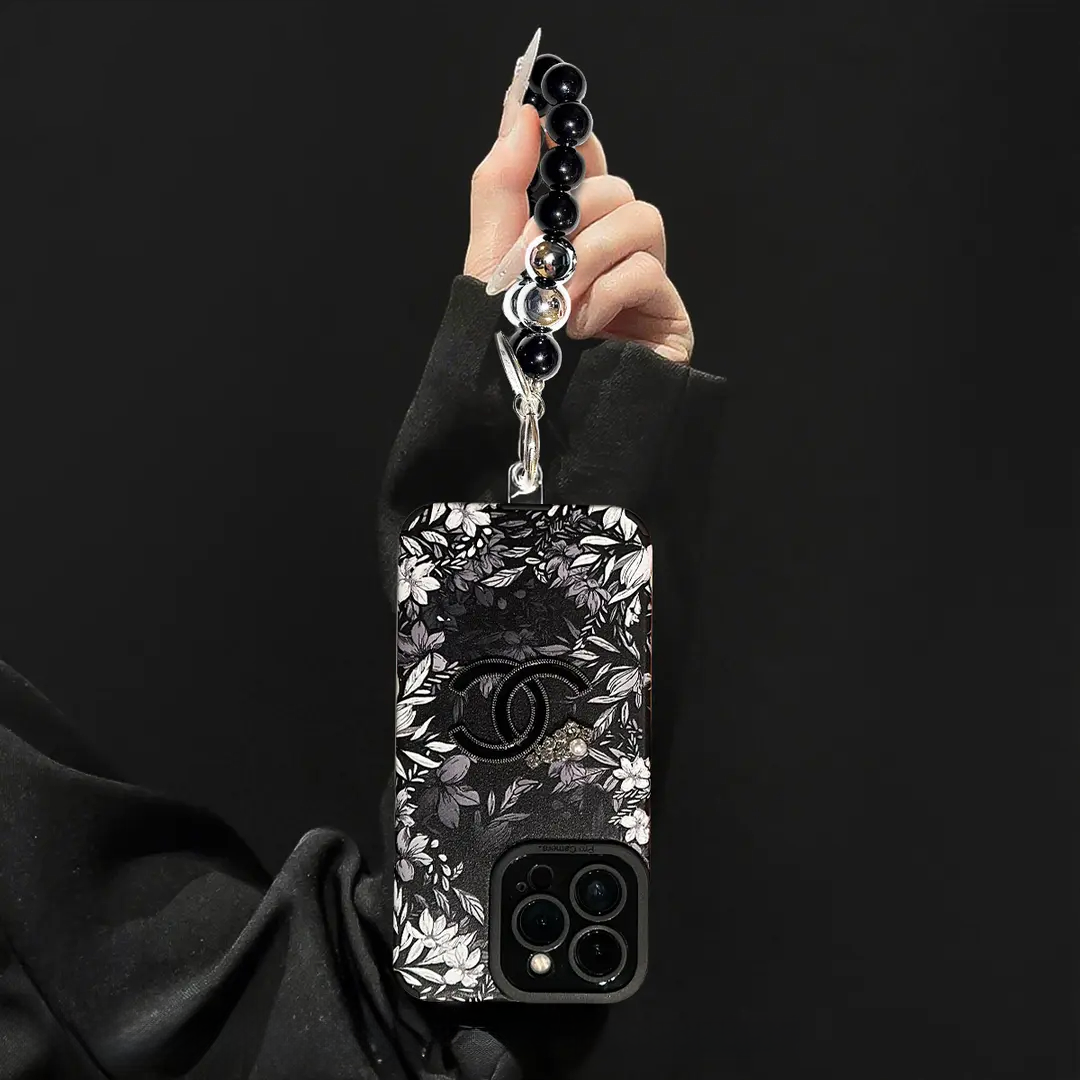 Funda floral de piel de cordero de lujo para iPhone - Protección de lente completa