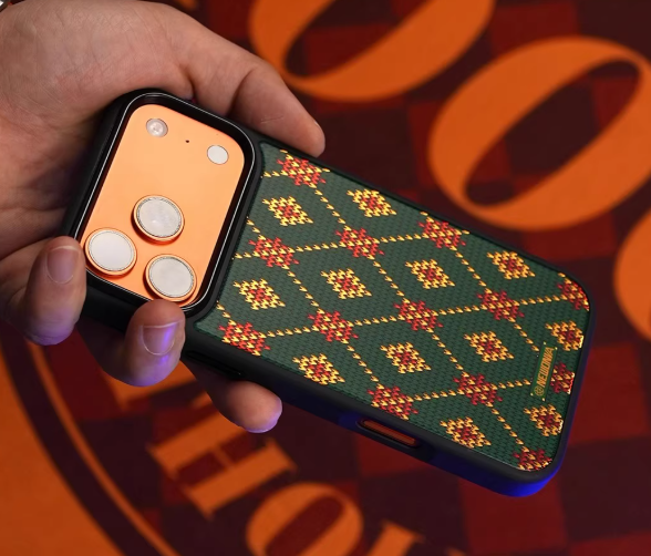 Festive Argyle Christmas Matte Magnetic  iPhone Case